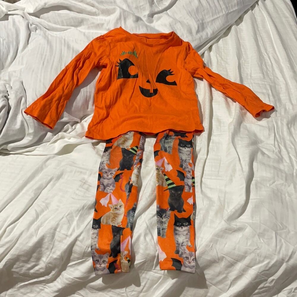 Halloween 4 outfit orange cats pumpkin top euc